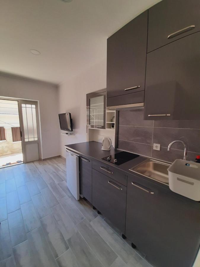 Apartment Luna Trogir Exterior photo